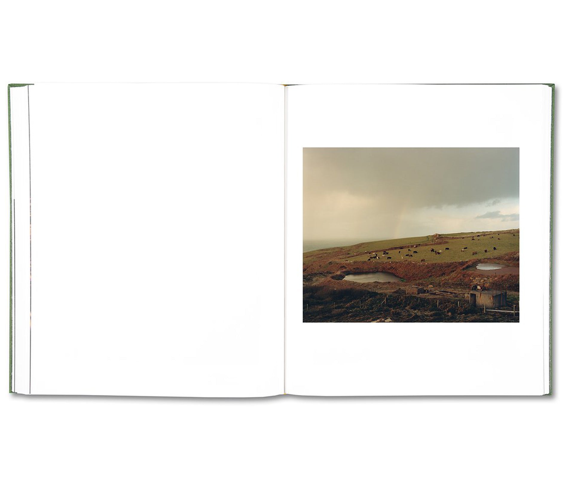 THE BRITISH ISLES by Jamie Hawkesworth [SIGNED] – twelvebooks