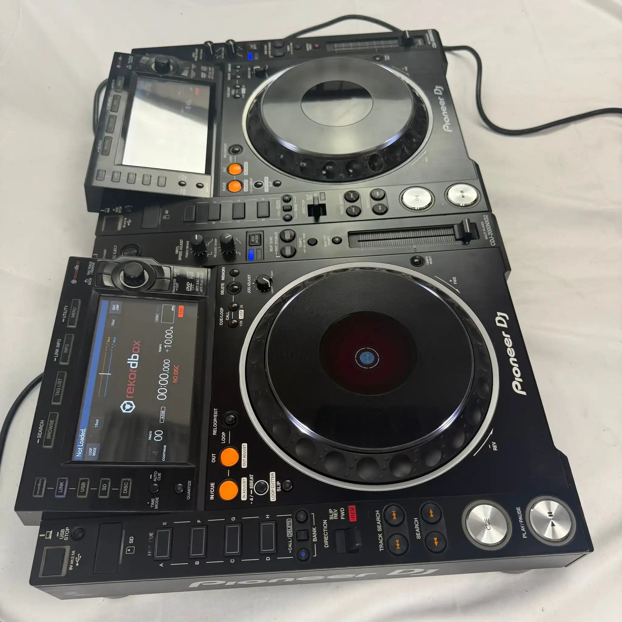 Pioneer CDJ 2000 Nexus 2 NXS2 Pair Professional Multi Player