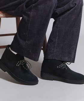 CLARKS＞ デザートブーツ ゴアテックス