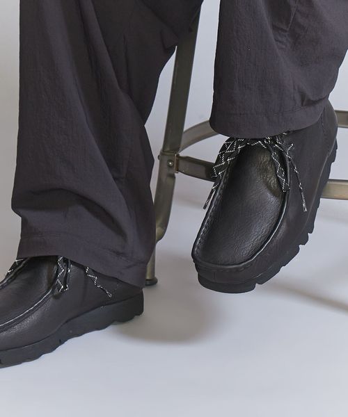 CLARKS＞ ワラビー ブーツ ゴアテックス
