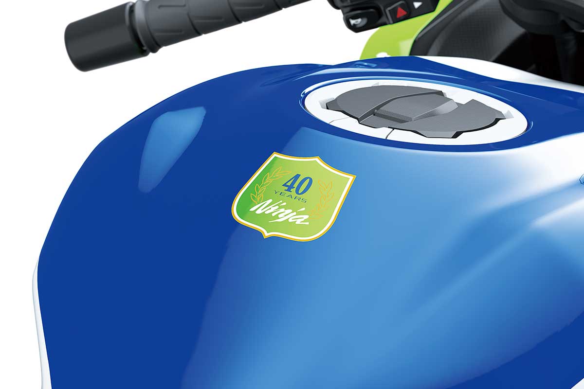 Ninja ZX-4RR 40th Anniversary Edition 受付中！！ | KAWASAKI-ZONE