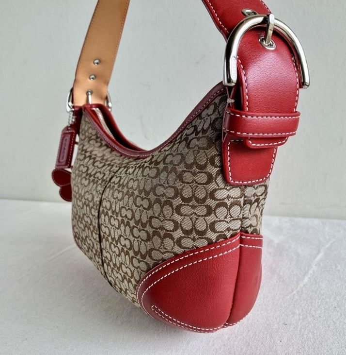 TRENDING Y2K Coach Signature Red and Tan Hobo | Mercari