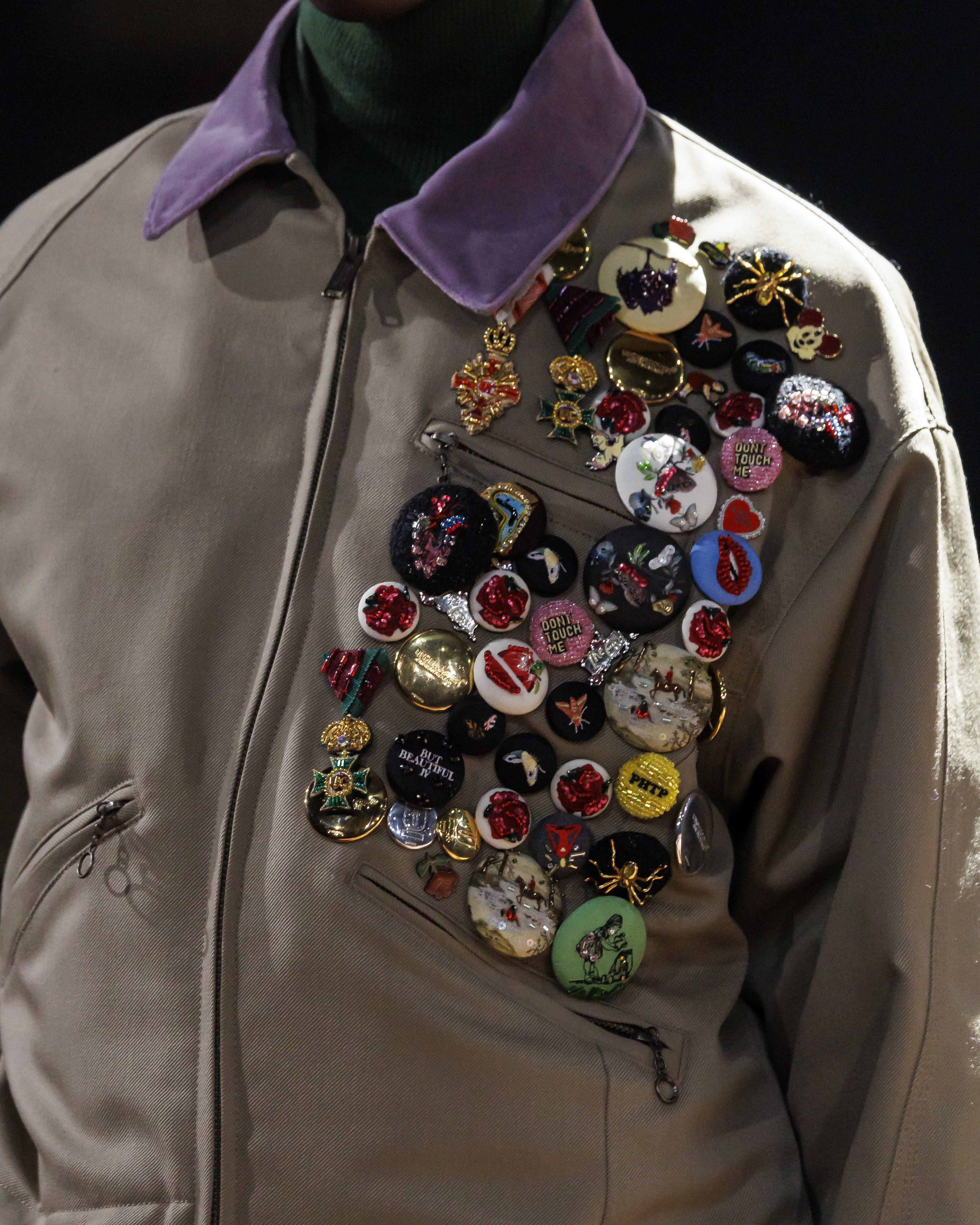 2025 AUTUMN-WINTER WOMENS COLLECTION｜UNDERCOVER OFFICIAL ONLINE STORE