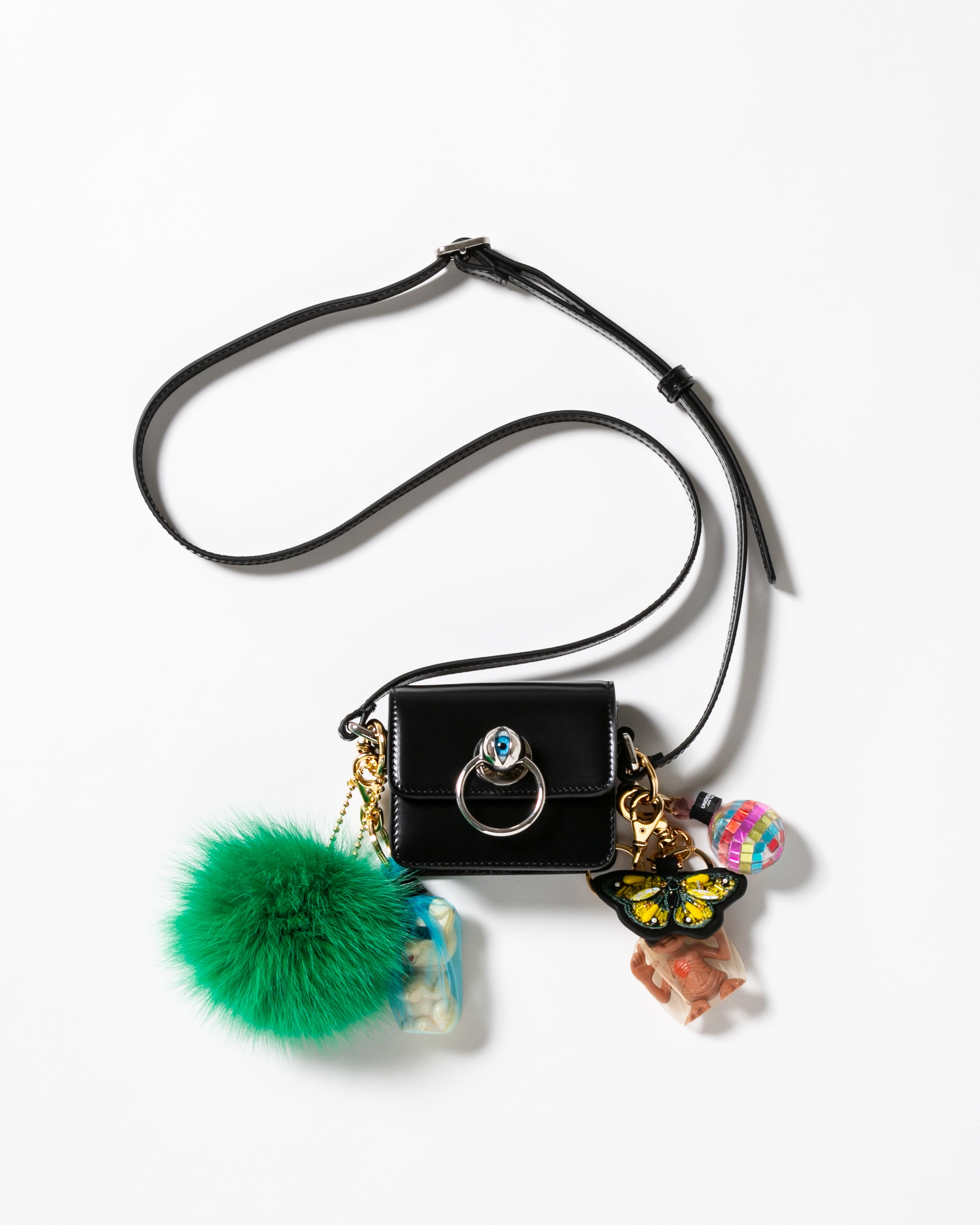 UNDERCOVER FOR DOVER STREET MARKET GINZA｜UNDERCOVER OFFICIAL