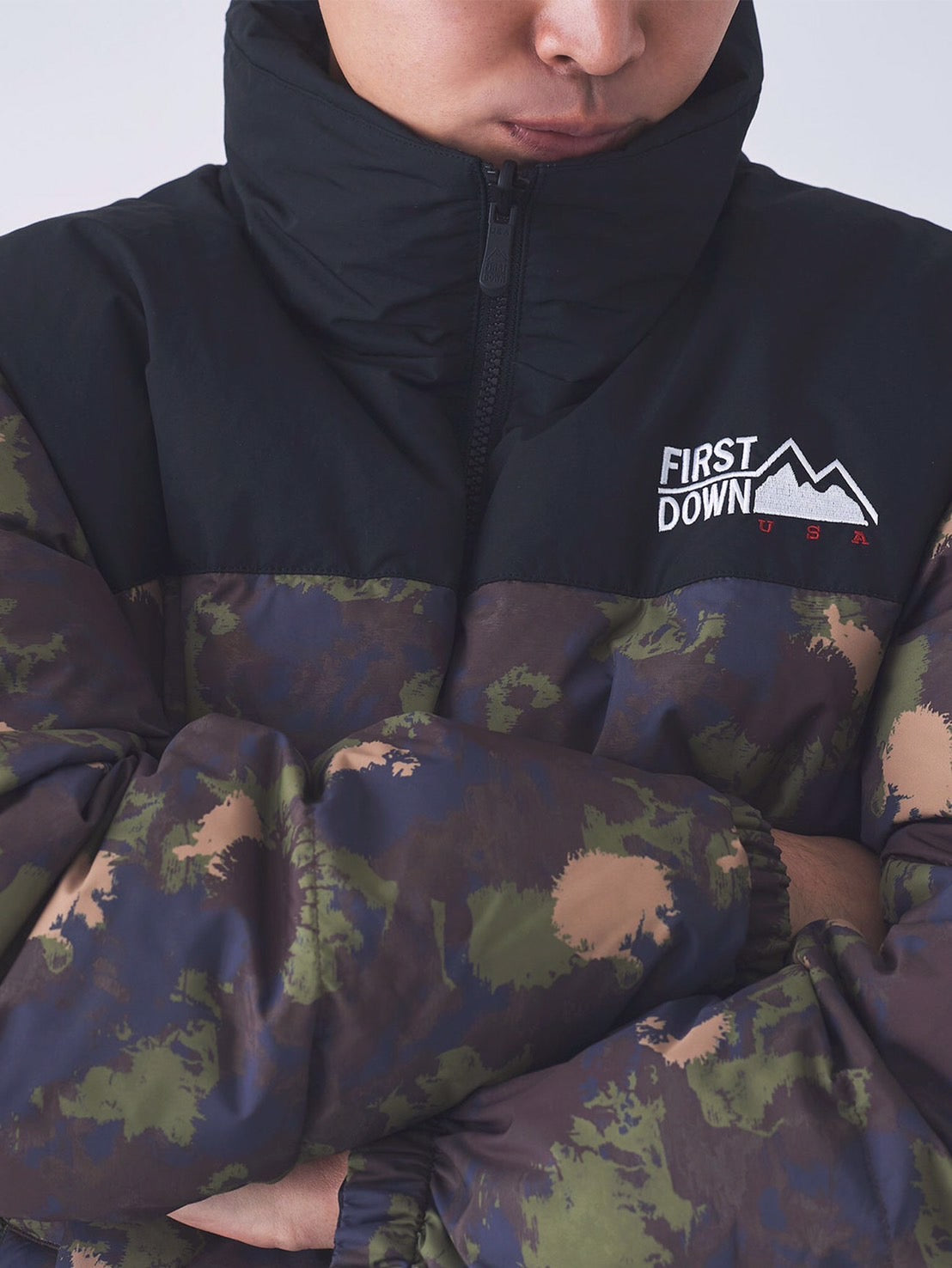 FIRST DOWN -ファーストダウン】BUBBLE DOWN JKT MICROFT® / CAMO