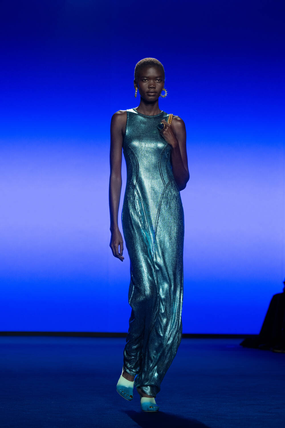 Schiaparelli: Ready-To-Wear SS25 - 10 Magazine USA