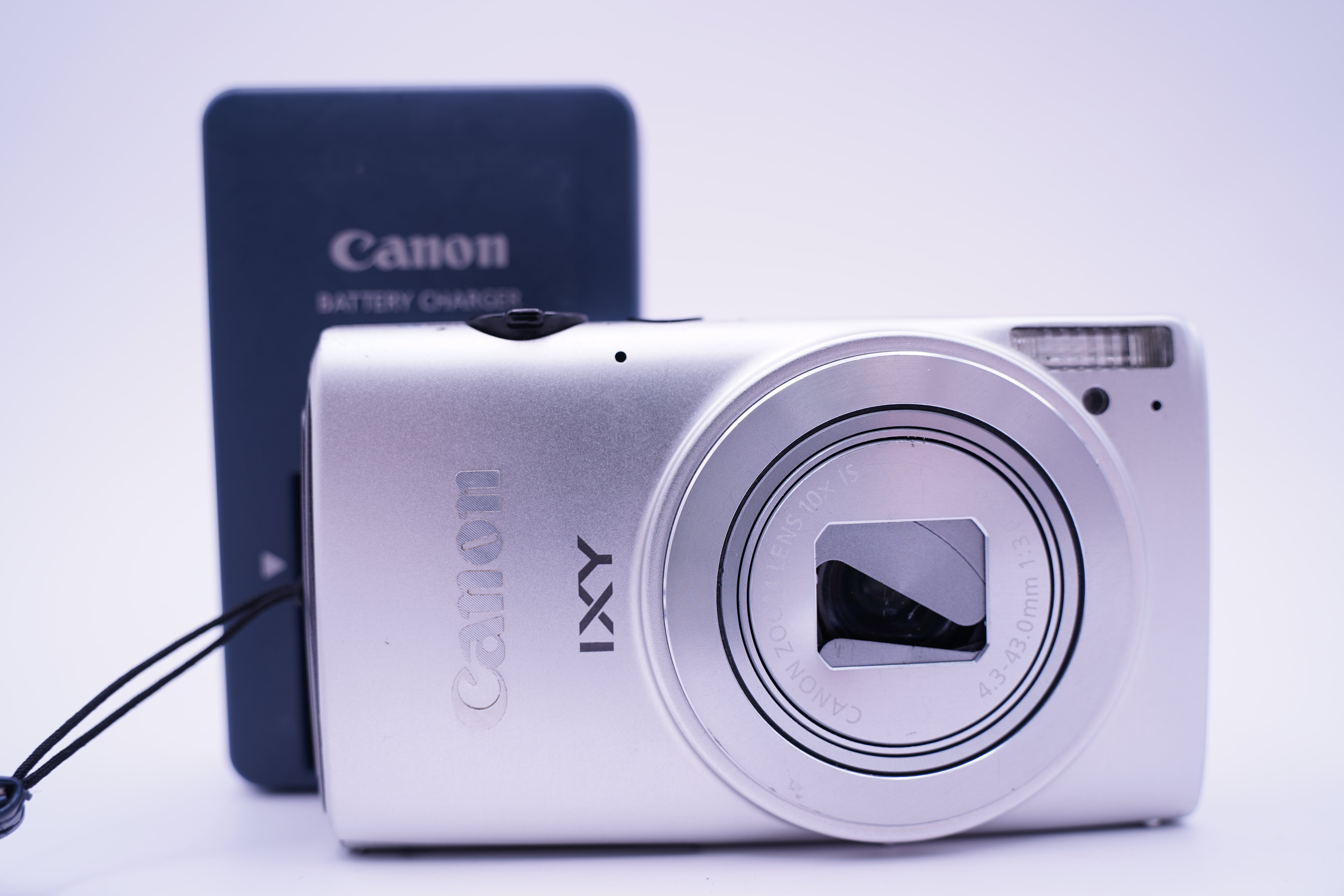 Canon IXY 620F シルバー バッテリー 充電器