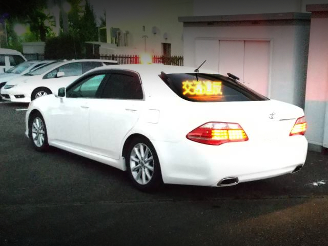 覆面パトカーレプリカ!パトライト反転回転灯!サイレンアンプ!GRS200