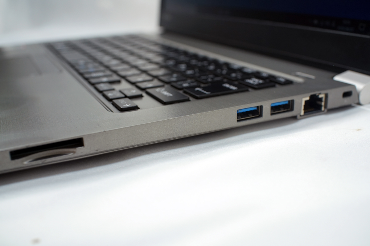 東芝 Dynabook R634/K 13.3インチ 中古ノートパソコン / Used Fun