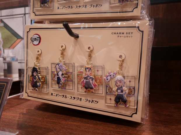 USJ】鬼滅の刃グッズ2024まとめ！刀鍛冶＆柱稽古最新コラボ！Tシャツ