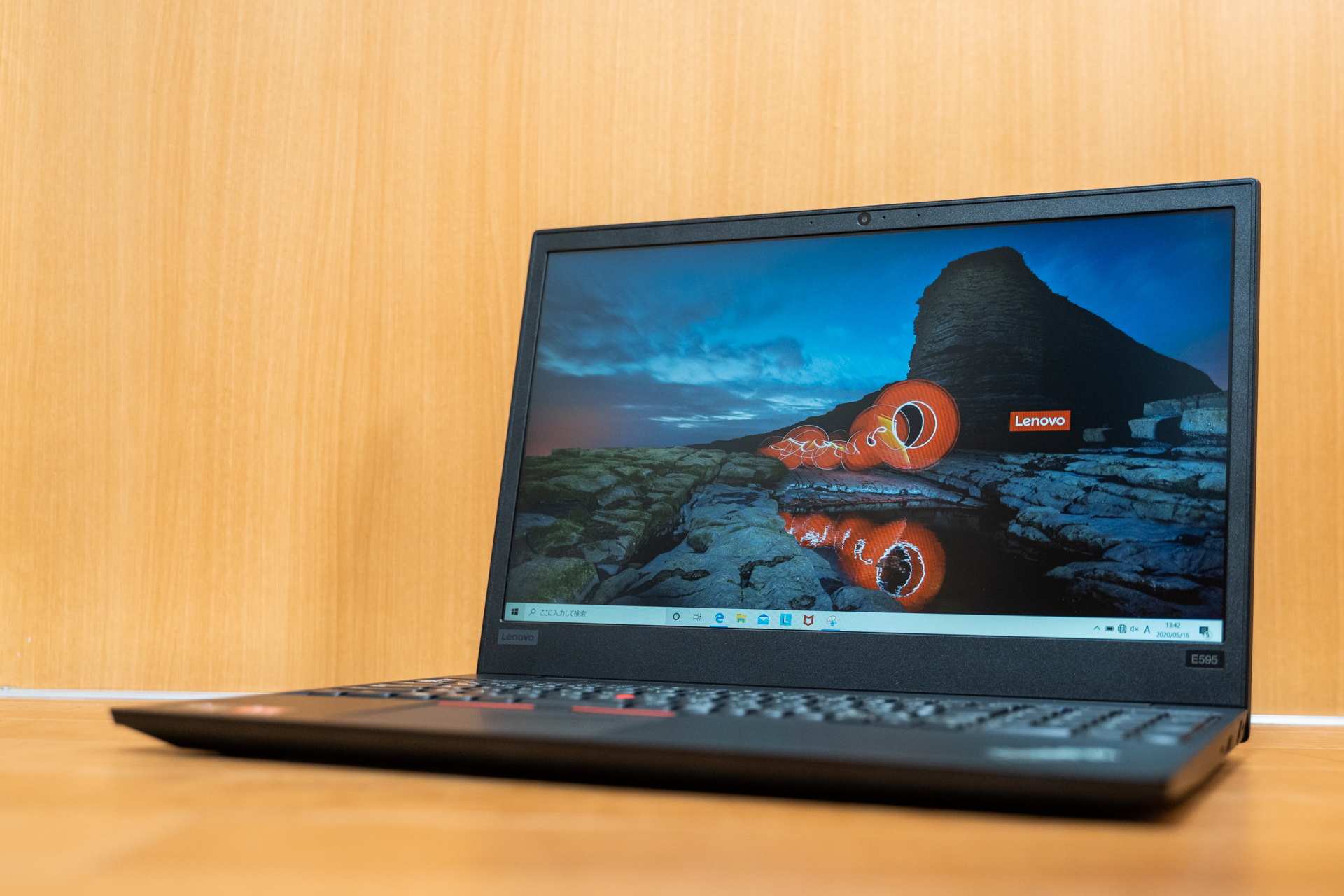 ThinkPad E595パフォーマンスモデルレビュー 15.6型でRyzen搭載！最高