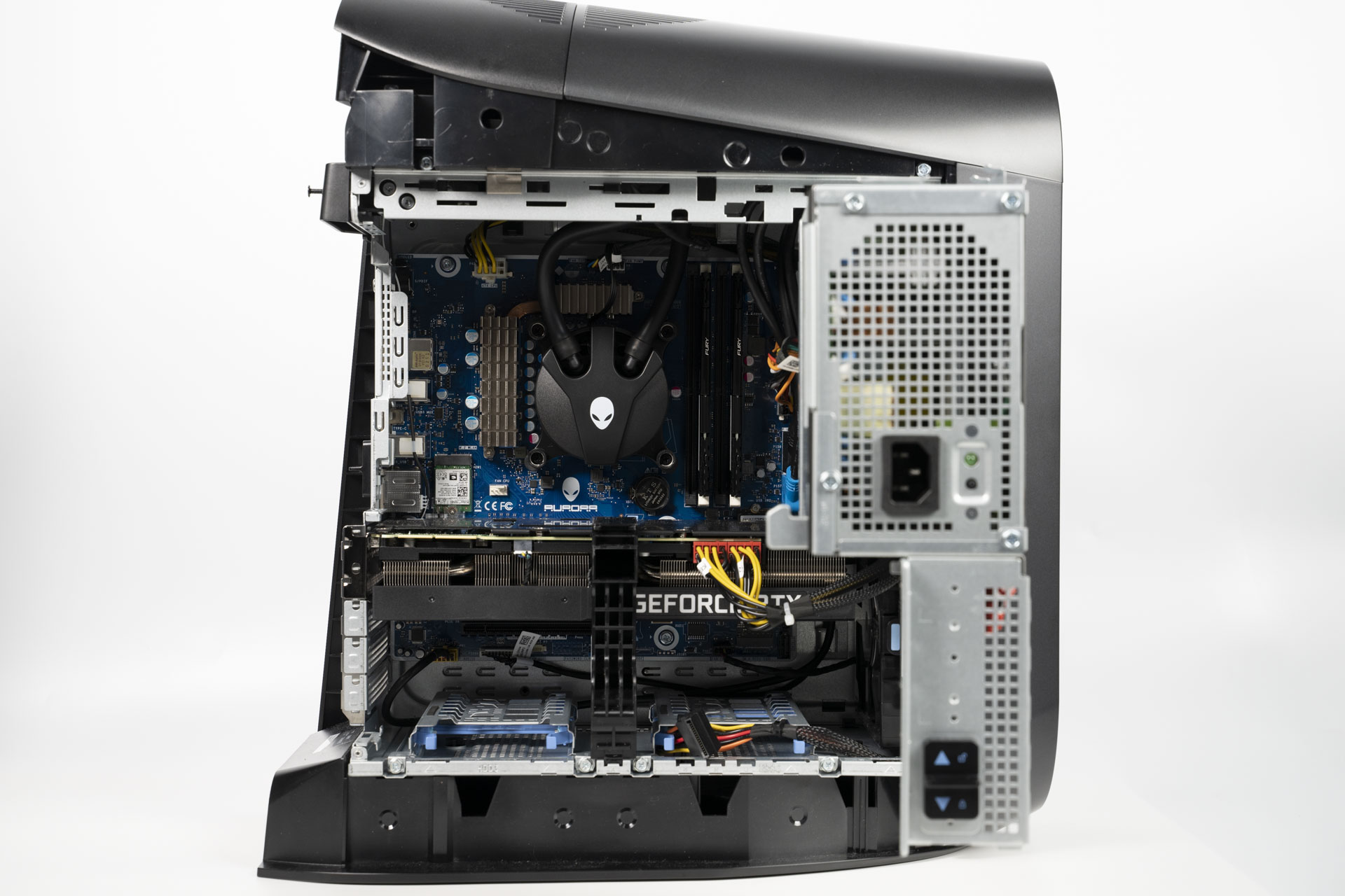 DELL Alienware Aurora R12レビュー最強クラスのメーカー製ゲーミング