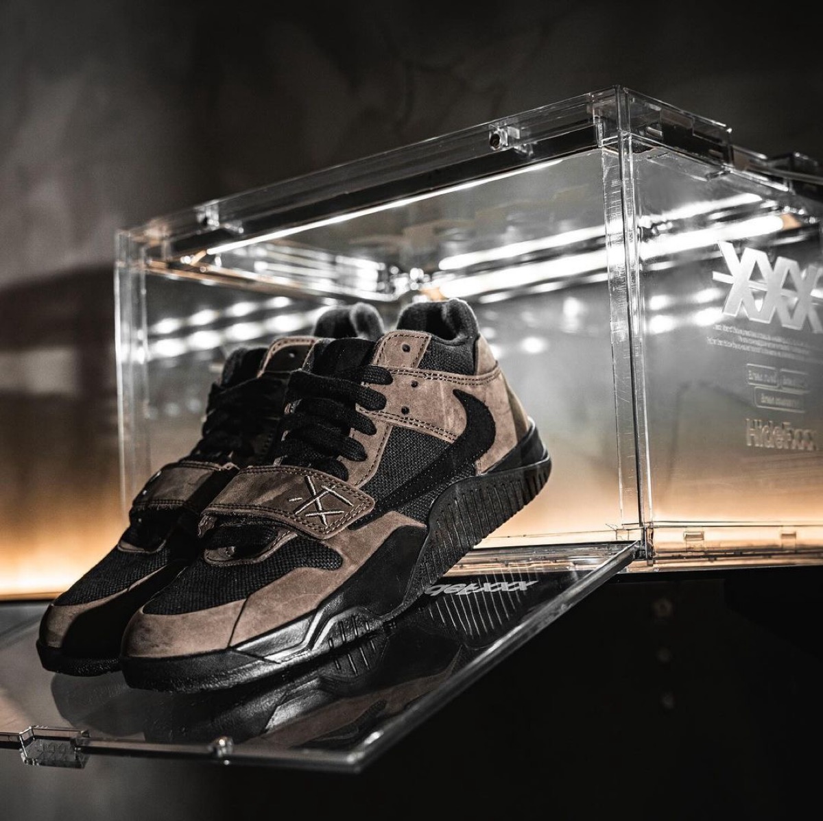 Travis Scott × Nike CJ1 T-Rexx / Jordan Jumpman Jack TR “Black