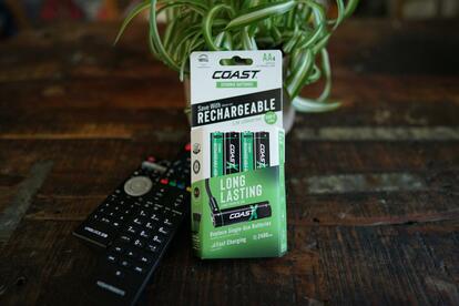 いちいち電池買い直すのやめました。USBで直接充電できるコレが快適