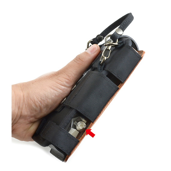 E036：Astell&Kern SP1000とSP1000 AMP用 完全無欠の縦型キャリング