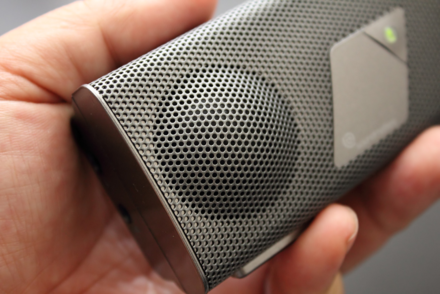 Soundmatters foxL V2 － ポータブルスピーカーの新機軸: Music TO GO!