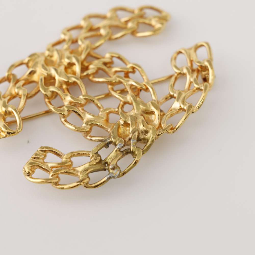 CHANEL チェーンココマーク ブローチ – VALTIQUE VINTAGE TOKYO