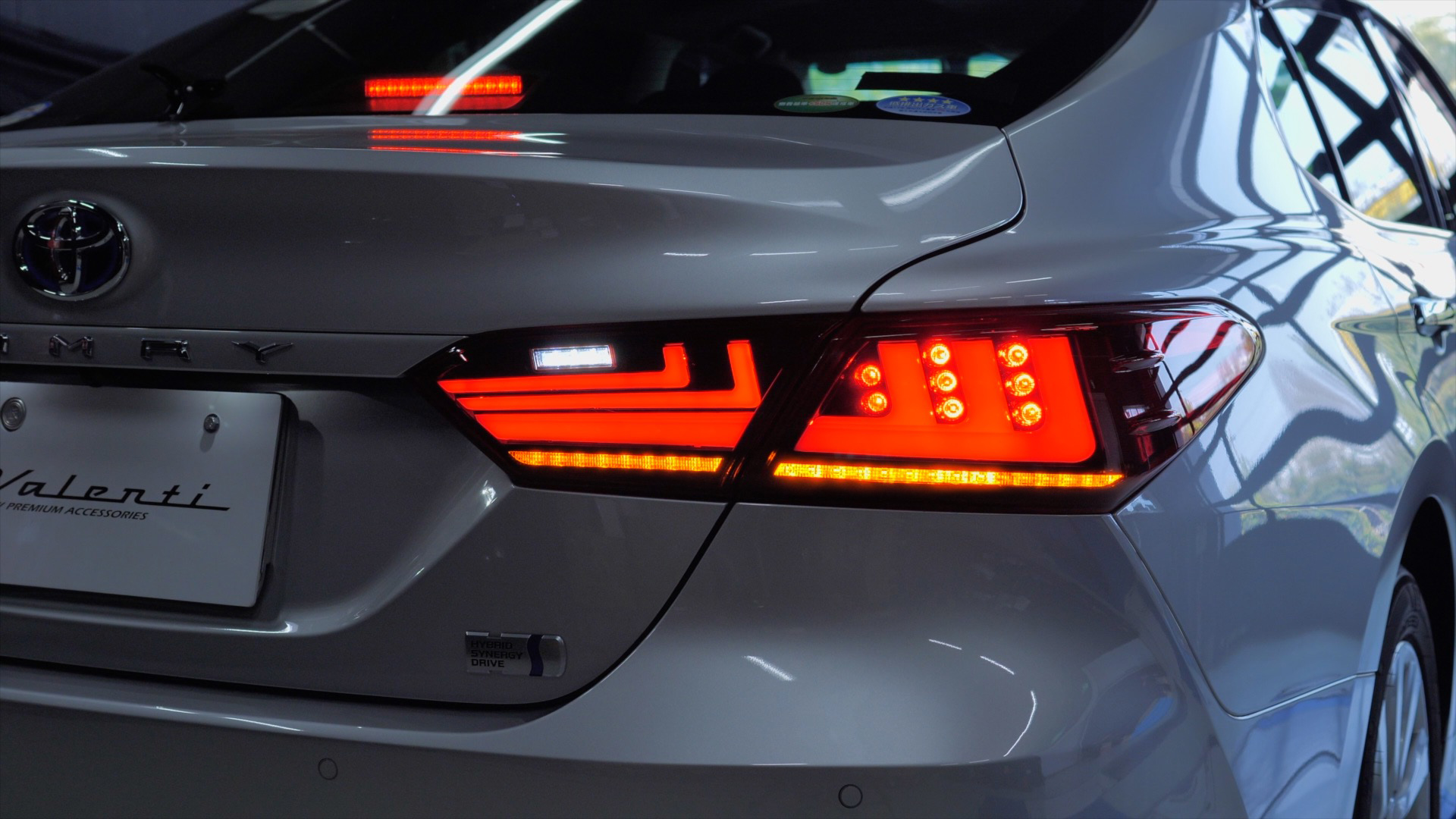 トヨタ 70系 カムリ JEWEL LED TAIL LAMP REVO｜製品情報｜VALENTI