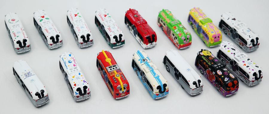 Tokyo Disneyland Disney Resort Cruiser Tomica Miniature Replica