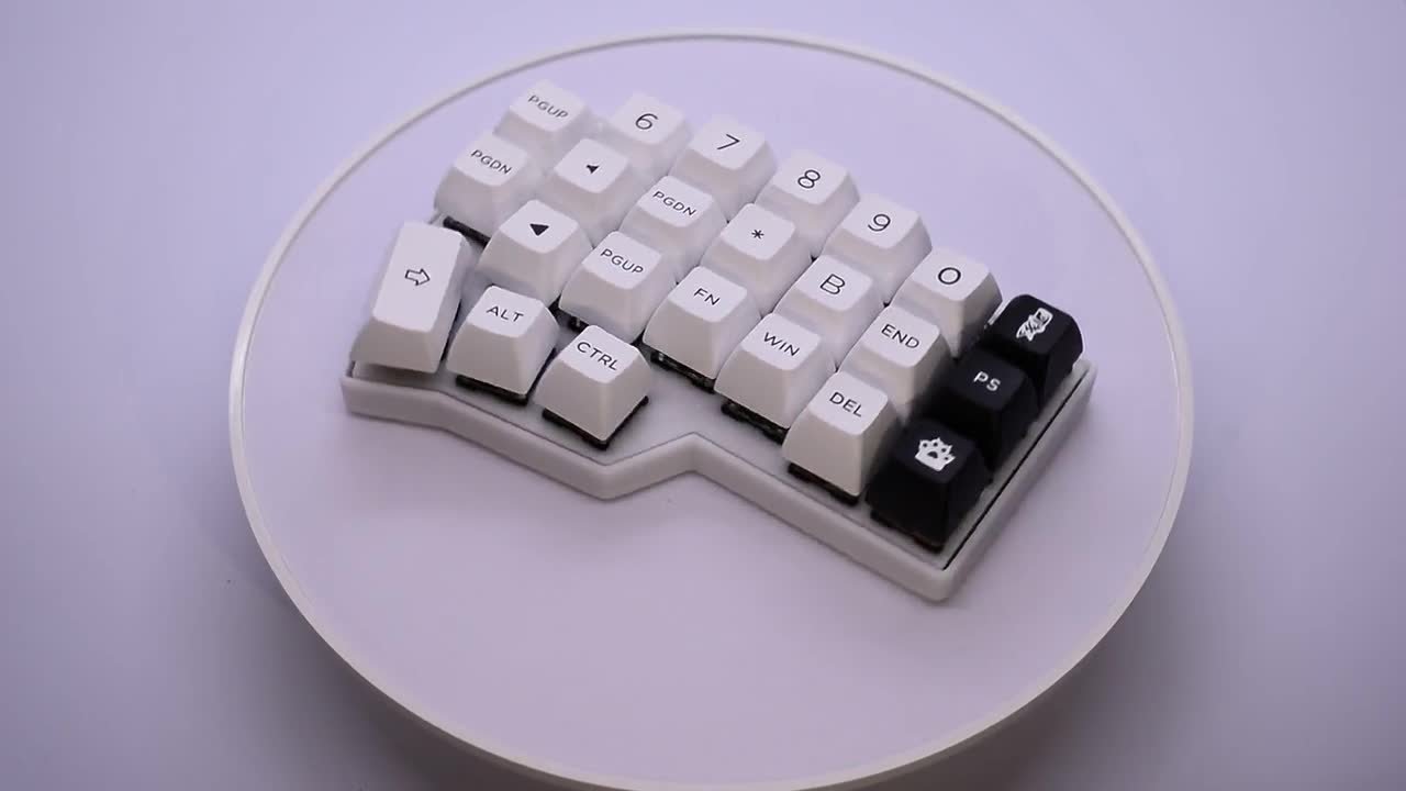 Corne v4キーボード。プリビルド済みの分割エルゴノミックRGB