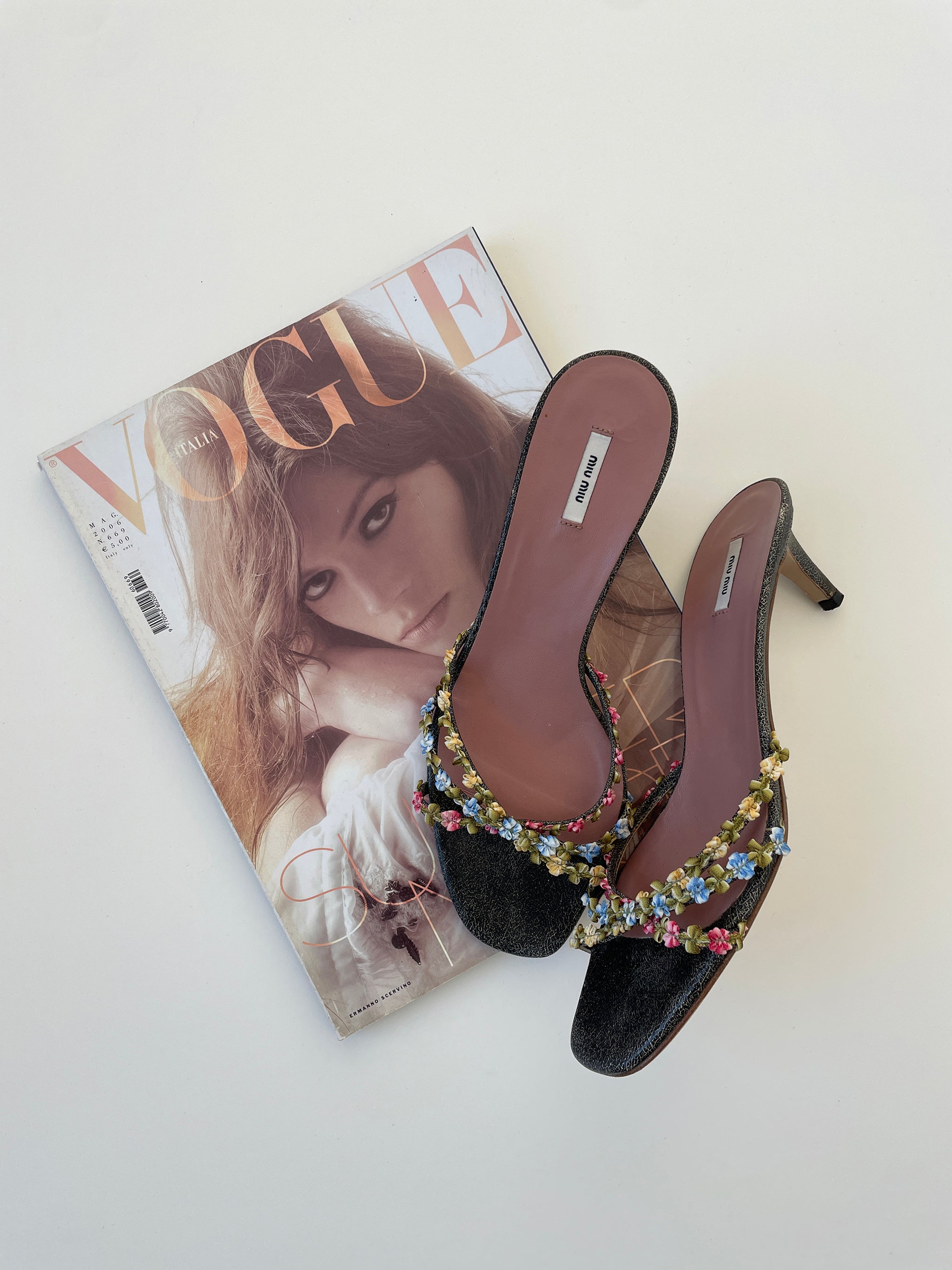 Miu Miu iconic 2000s floral kitten heels (EU 36,5 / US 6