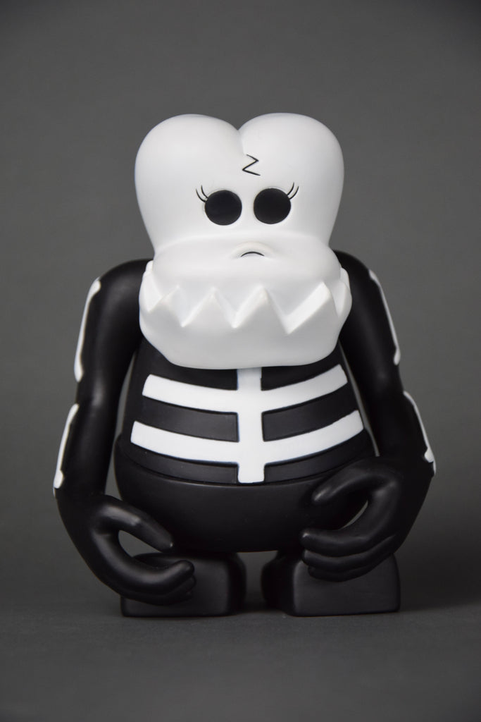 Art Toy Skull by Bounty Hunter BxH Japan 1997– Vintage Objects