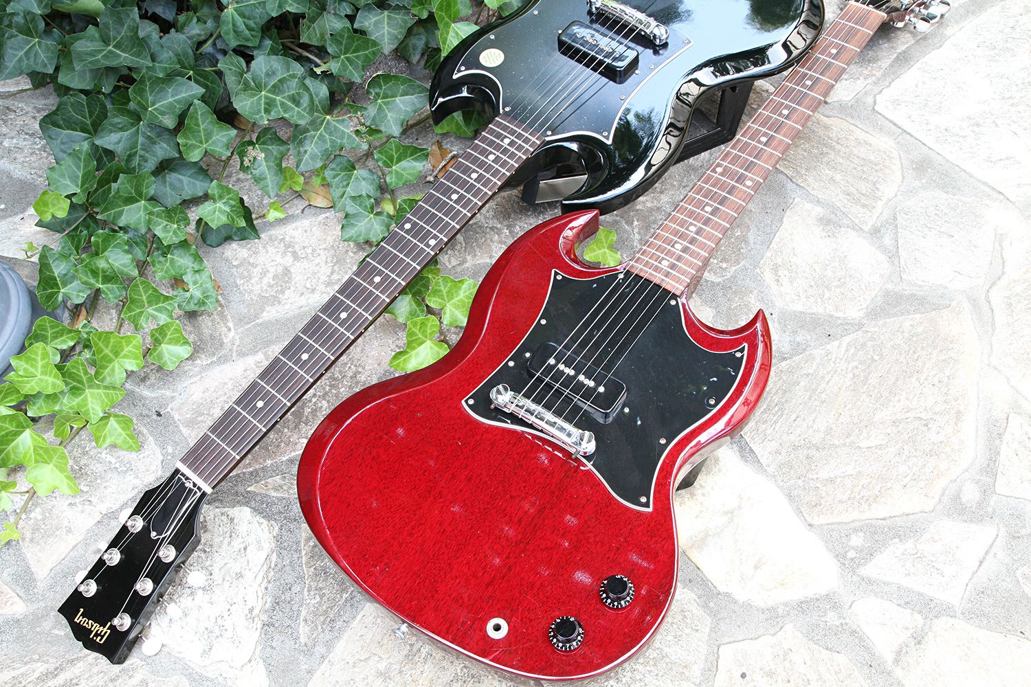 ワイドピックガードのSGジュニアをチューンナップ | Vintage Maniacs