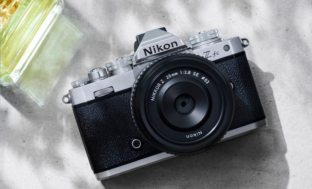 ニコン、 Z マウントシステム対応の小型単焦点レンズ NIKKOR Z 28mm f