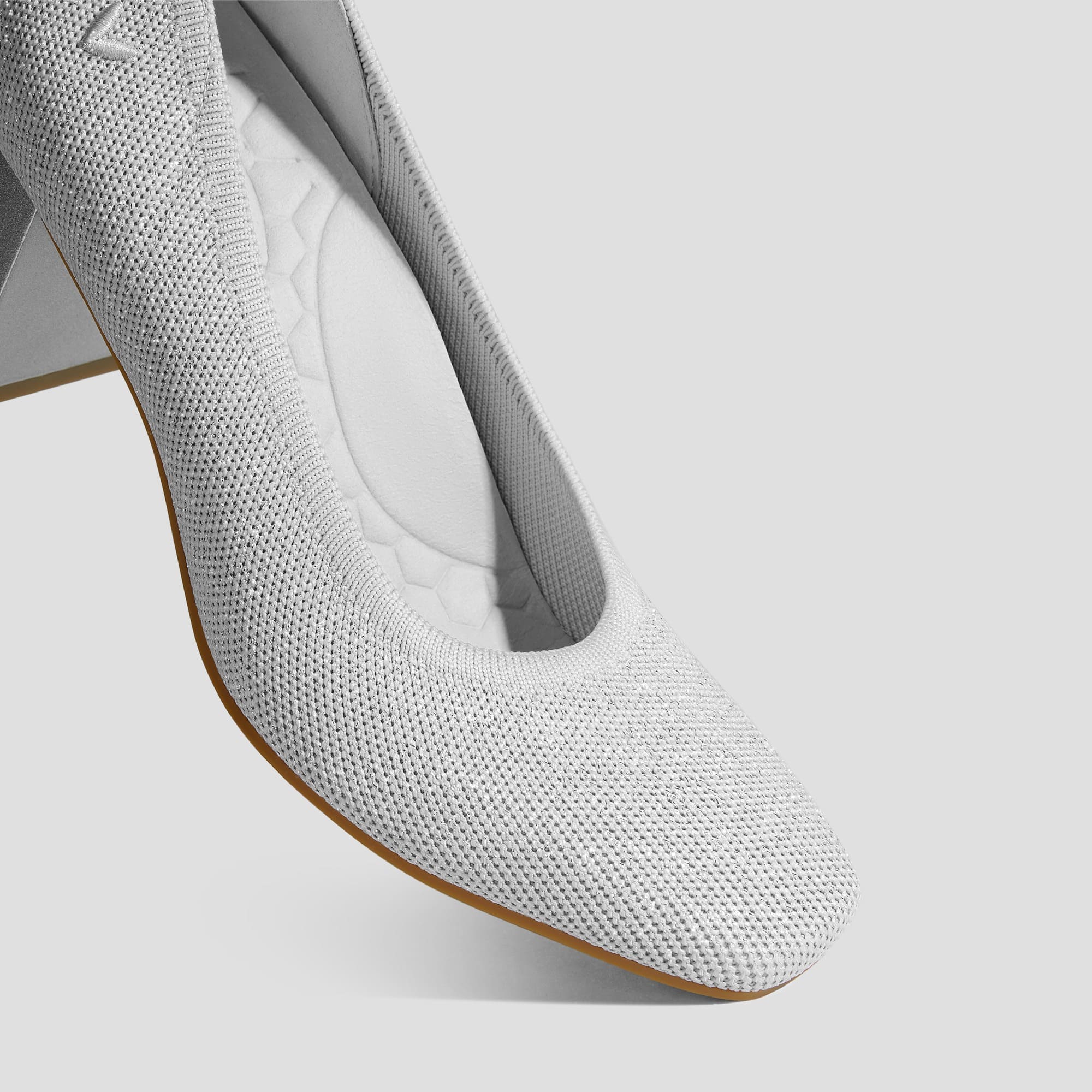 Elize] スクエアトゥ ストレスフリー ブロックヒール – VIVAIA JAPAN