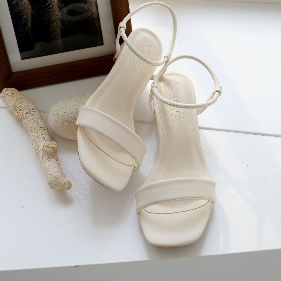 サッ！と履ける】スクエアトゥサークルストラップサンダル ｜靴