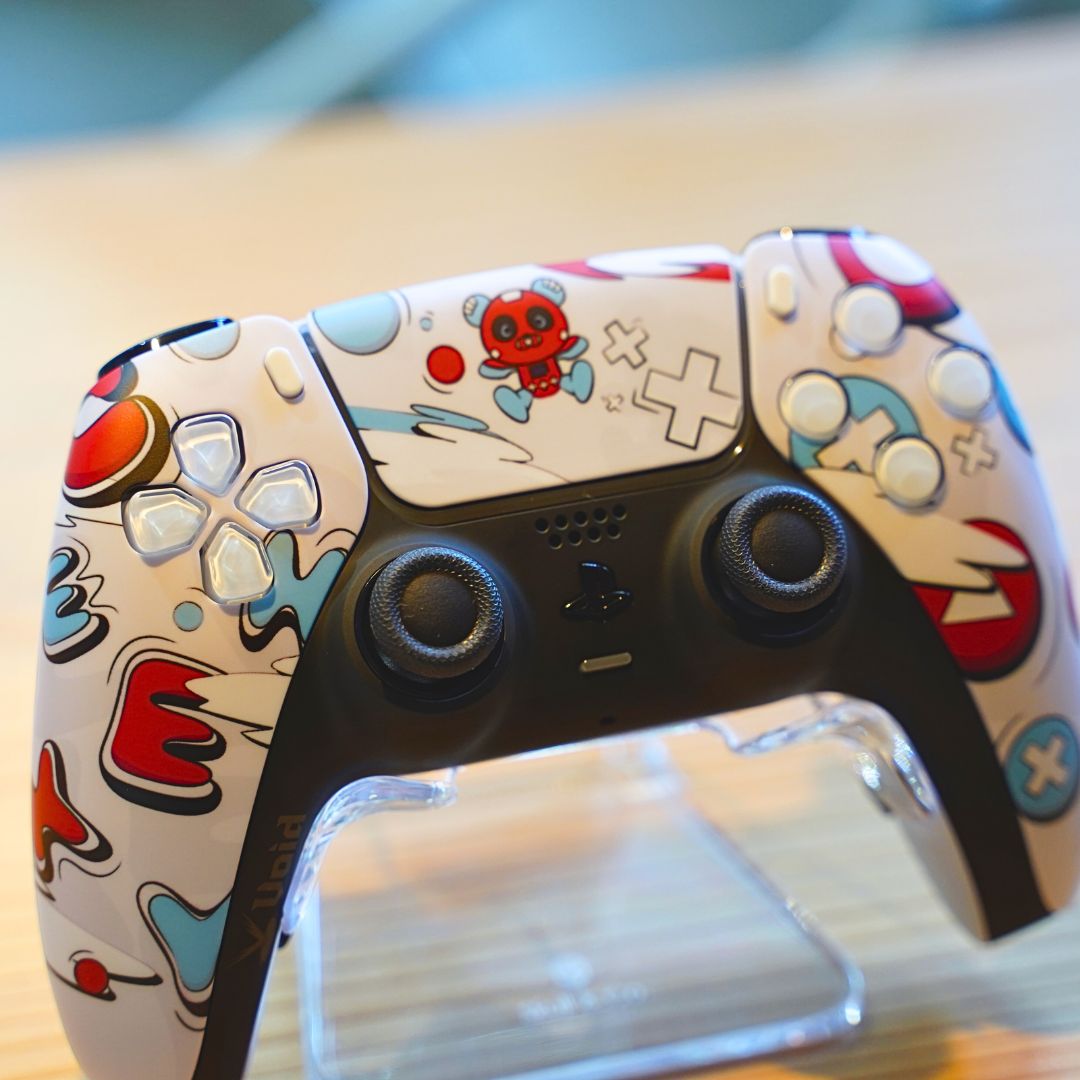 Void Gaming × cheeky」コラボコントローラー販売開始のお知らせ。