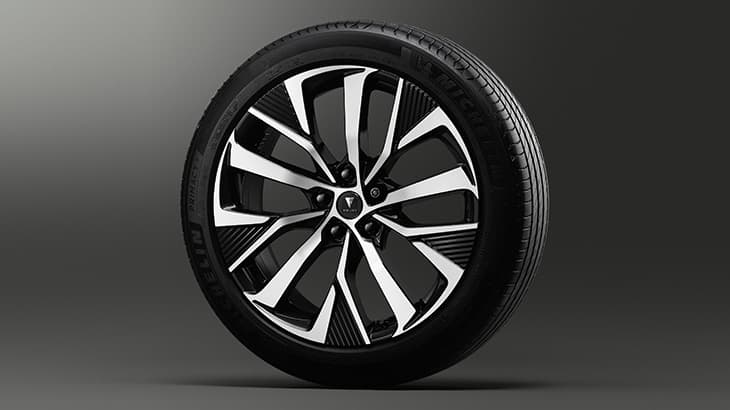 アルファード40系】20インチ アルミホイール&タイヤセット