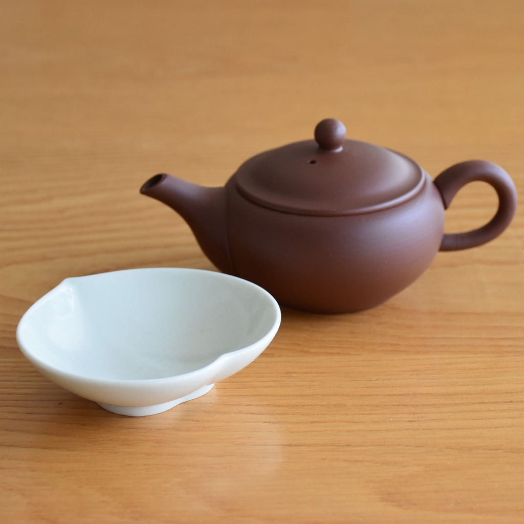 東屋】小さくて可愛い♪朱泥の小急須と桃の豆皿が届きました【 small