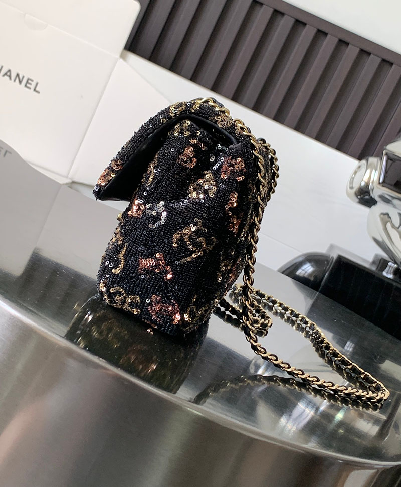 シャネル バッグ 2025 新作 CHANEL ミニフラップバッグ 入手困難 黒