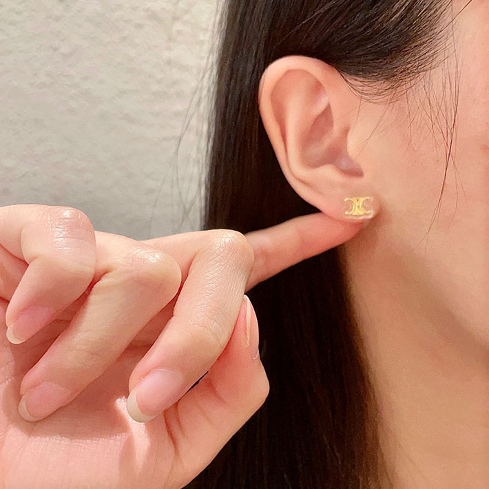セリーヌ ピアス 人気 CELINE トリオンフ スタッズ / ゴールド