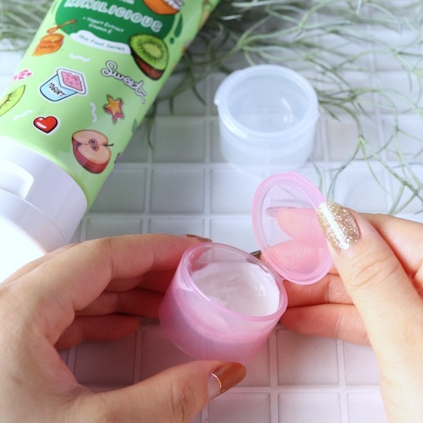 ヒンジ型 クリームケース 2P 052528