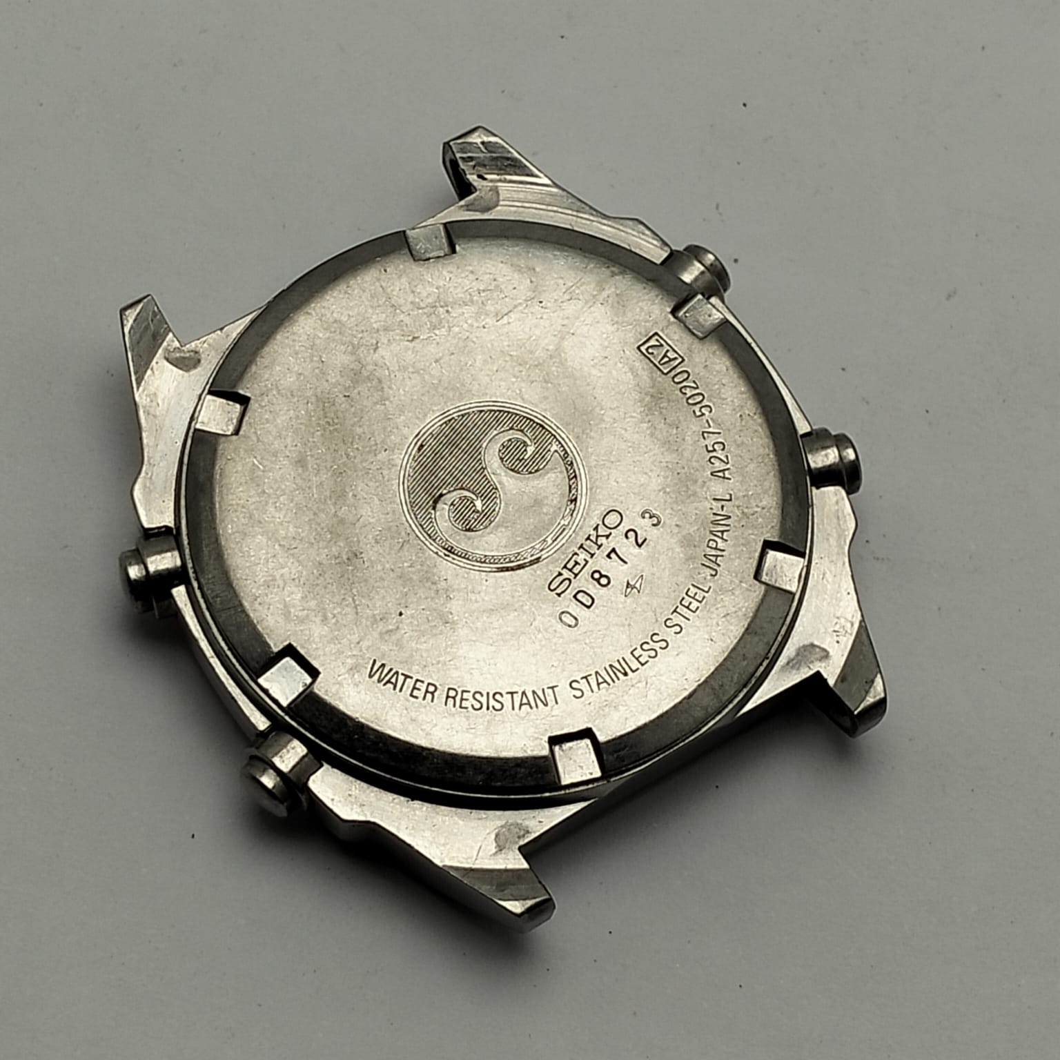 Seiko Silver Wave A257-5020 Alarm Chrono Quartz Vintage Watch For