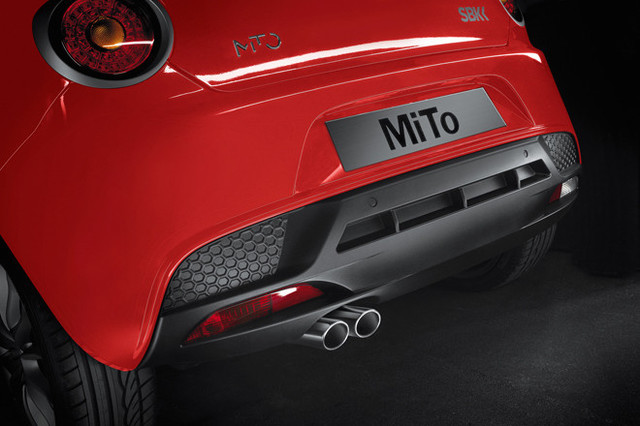 アルファ・ミトにスポーティーな装いの限定車 【ニュース】 - webCG