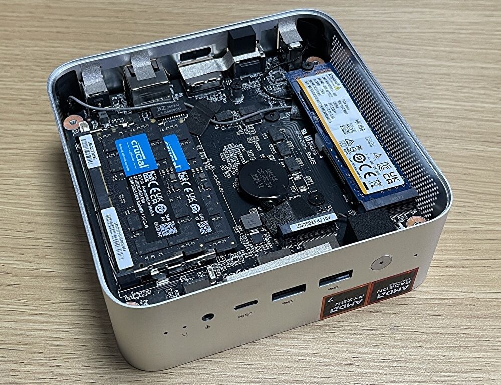 MINISFORUM AI X1 実機レビュー、Ryzen 7 255を搭載し快速、OCulinkで