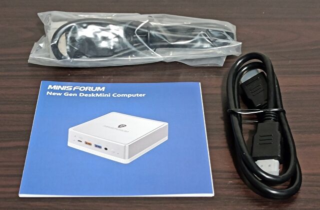 MINISFORUM UM300 実機レビュー、Ryzen 3 3300U搭載でベンチマークは