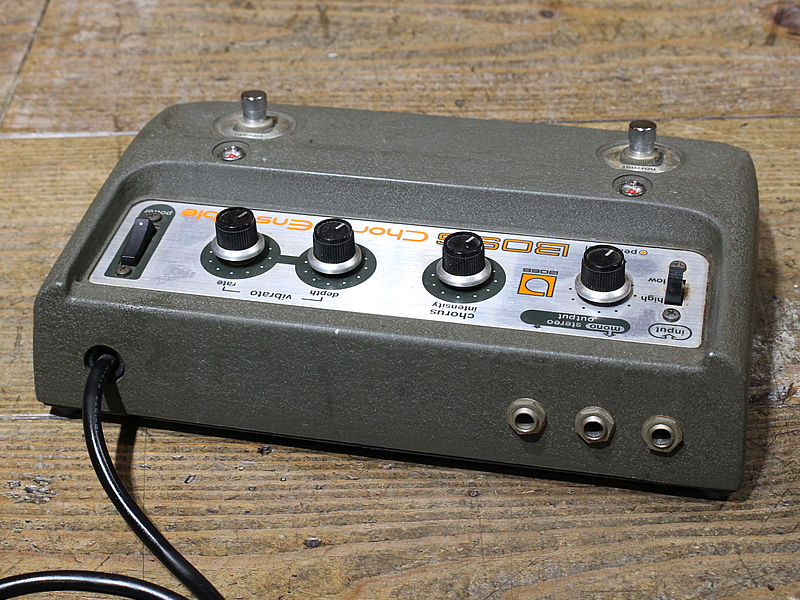 WoodVillage / BOSS CE-1 Chorus Ensemble