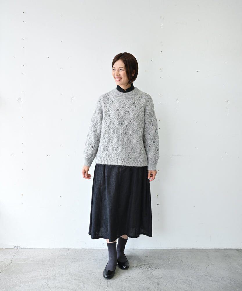 キッドモヘヤ×ウール×アルパカ×シルク〉リーフ模様編み セーター
