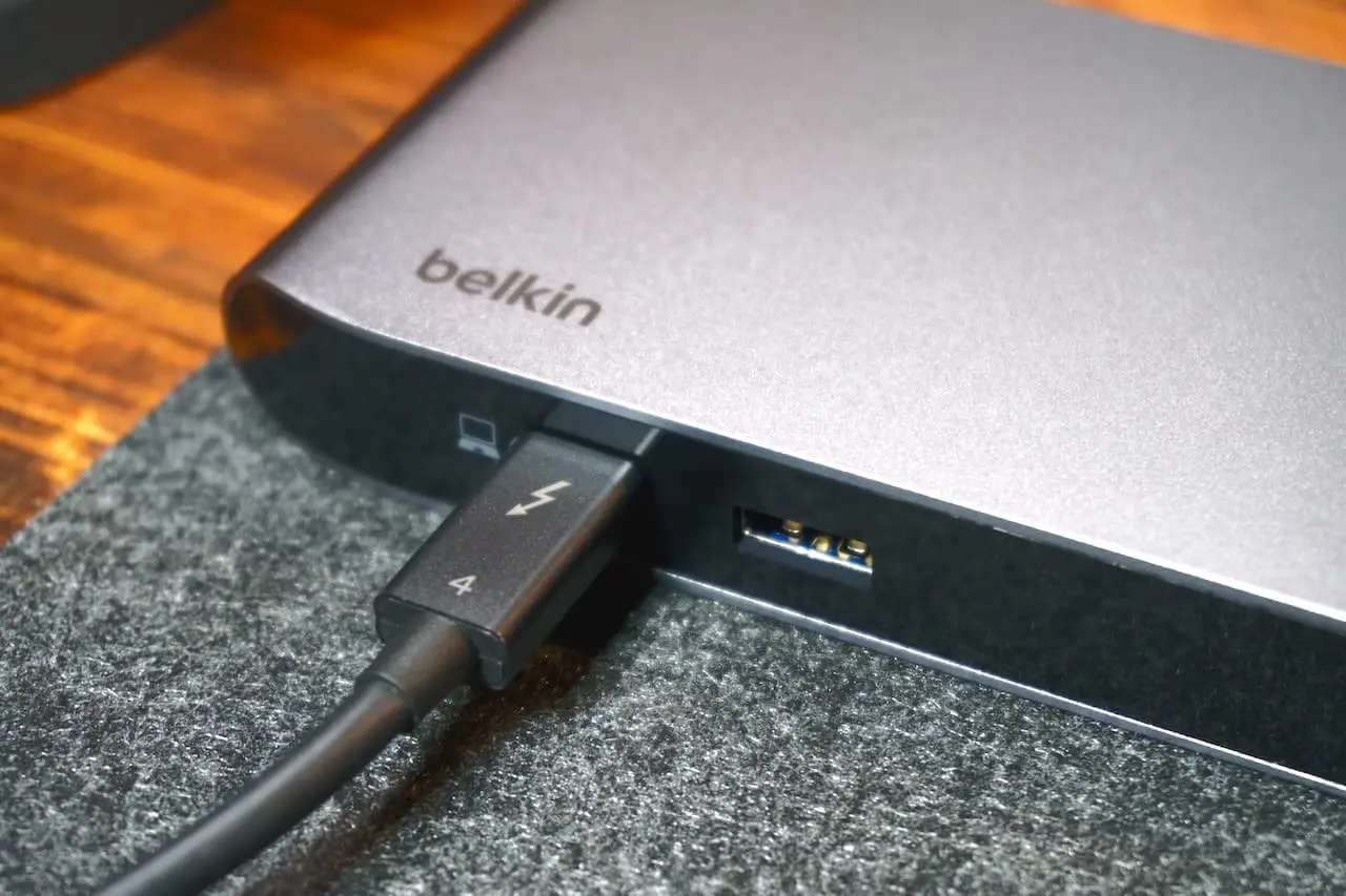 Belkin 5-in-1 Thunderbolt 4 ドッキングステーション レビュー | 96W