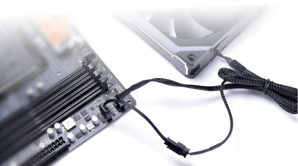 LIAN LI UNI FAN SL120 V2 WT 3 Pack｜WEST