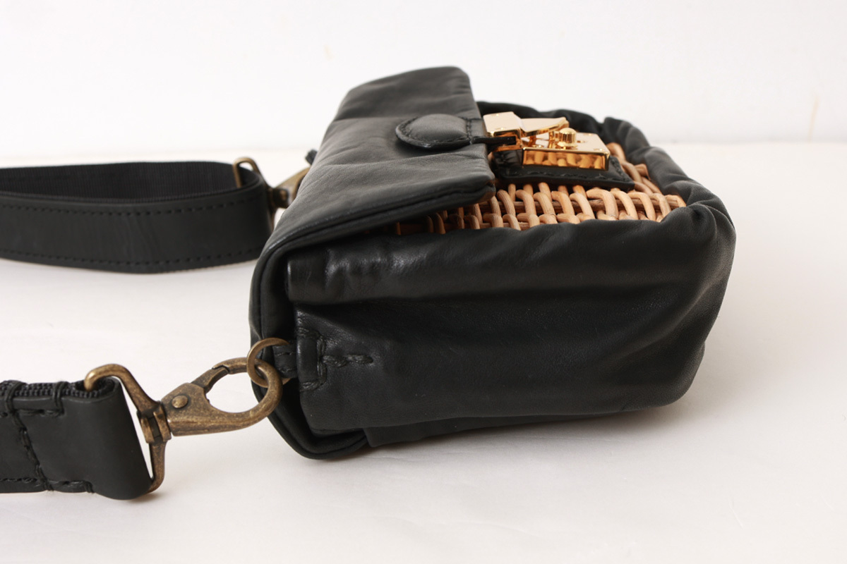 ebagos エバゴス 牛ソフト・ソフトショルダー