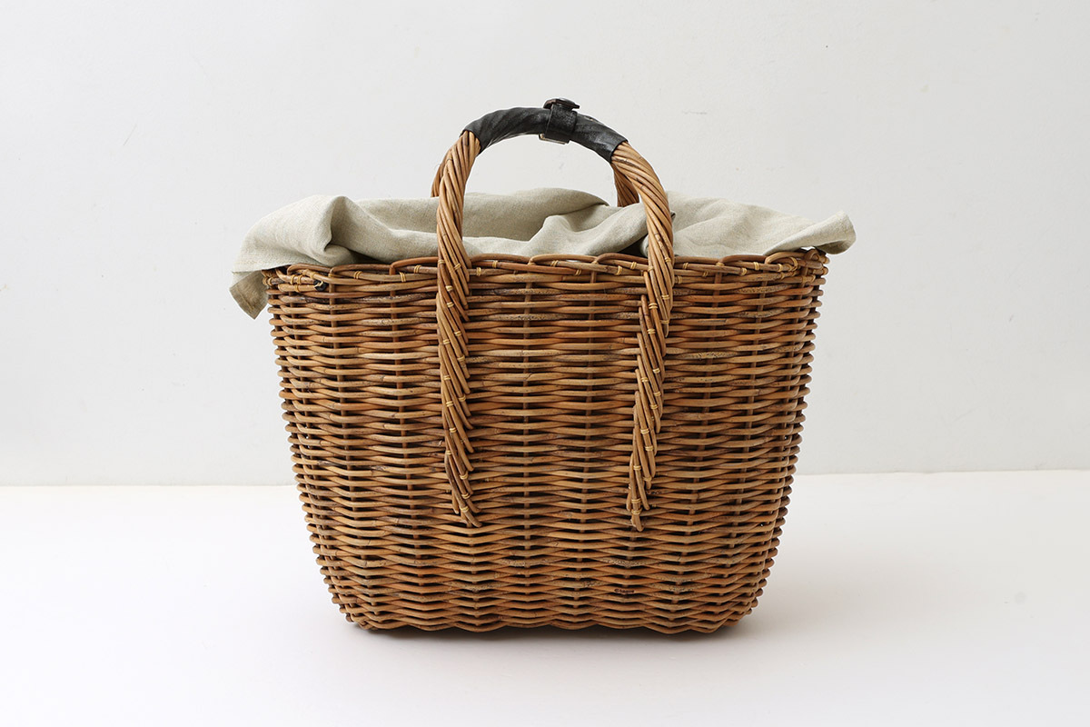 ebagos エバゴス ブライドル トート型かごバッグ