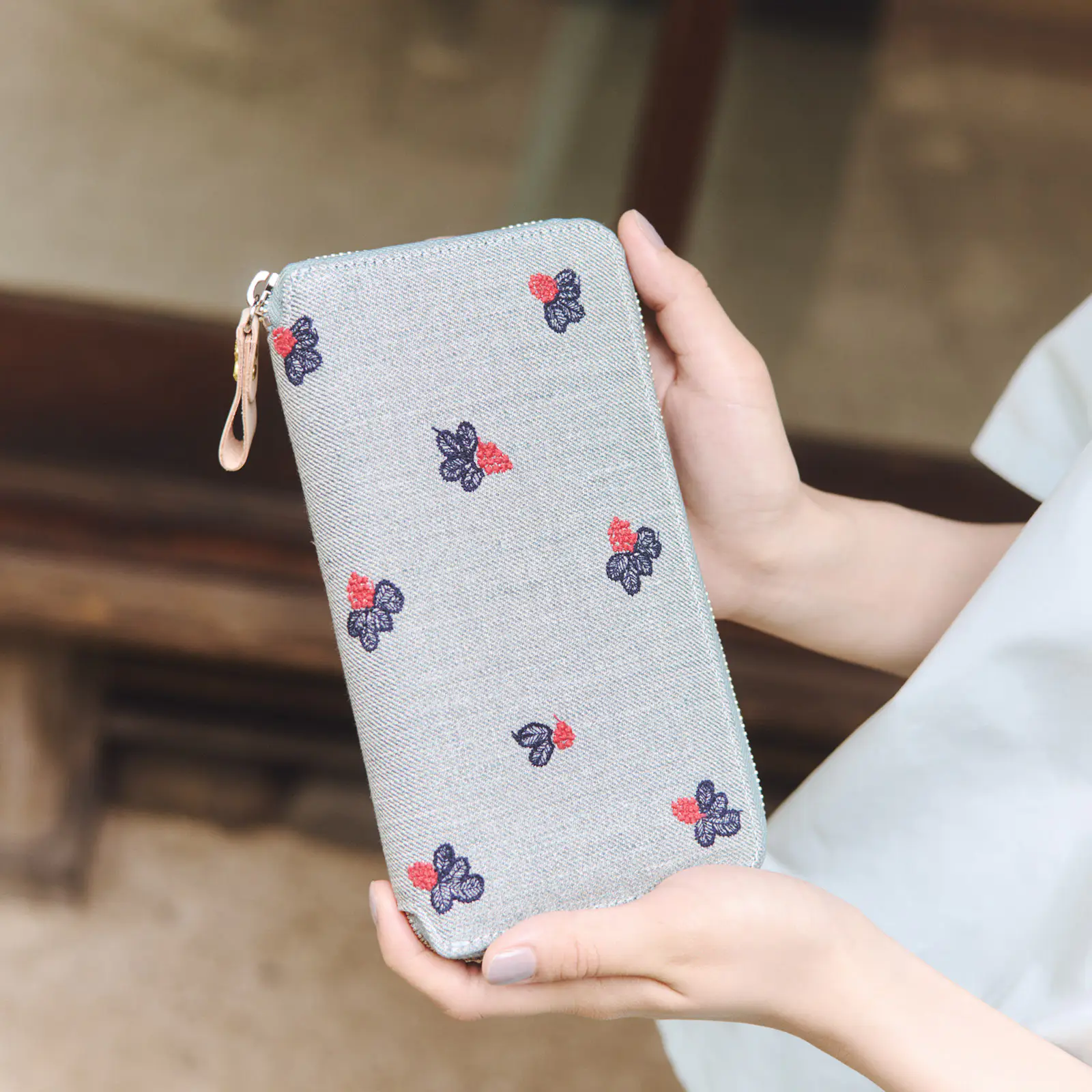 ミナ ペルホネン / light berry（green） ［weeksカバー］ - 手帳