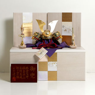 平安道齋作(道斎)の鎧兜飾りが安い 五月人形 ～広島市の人形問屋十二段屋