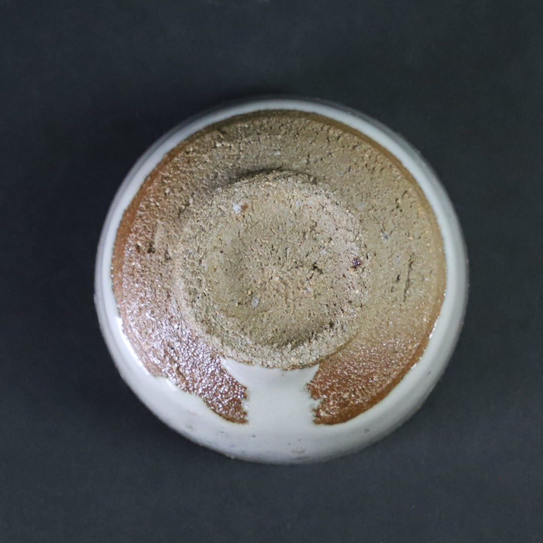 十四代中里太郎右衛門 作 斑唐津ぐい呑1 – ギャラリー一番館オンライン