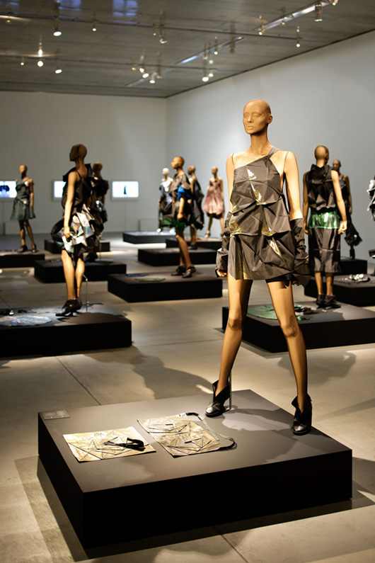 DOCUMENTS | 「132 5. ISSEY MIYAKE」が「デザイン・オブ・ザ・イヤー